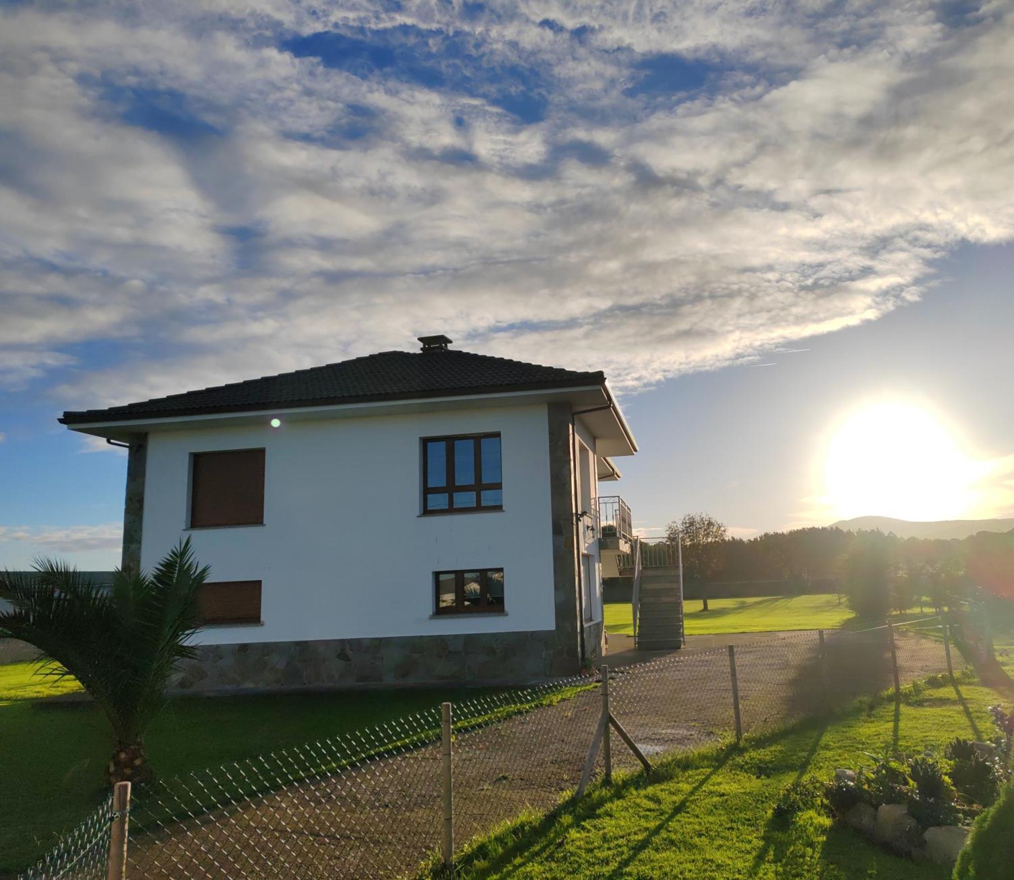 Вілла El Rancho Busto - Luarca Екстер'єр фото